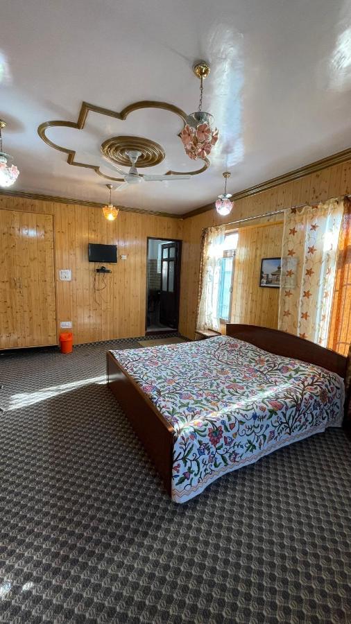 Dilaram Guest House Srīnagar Dış mekan fotoğraf