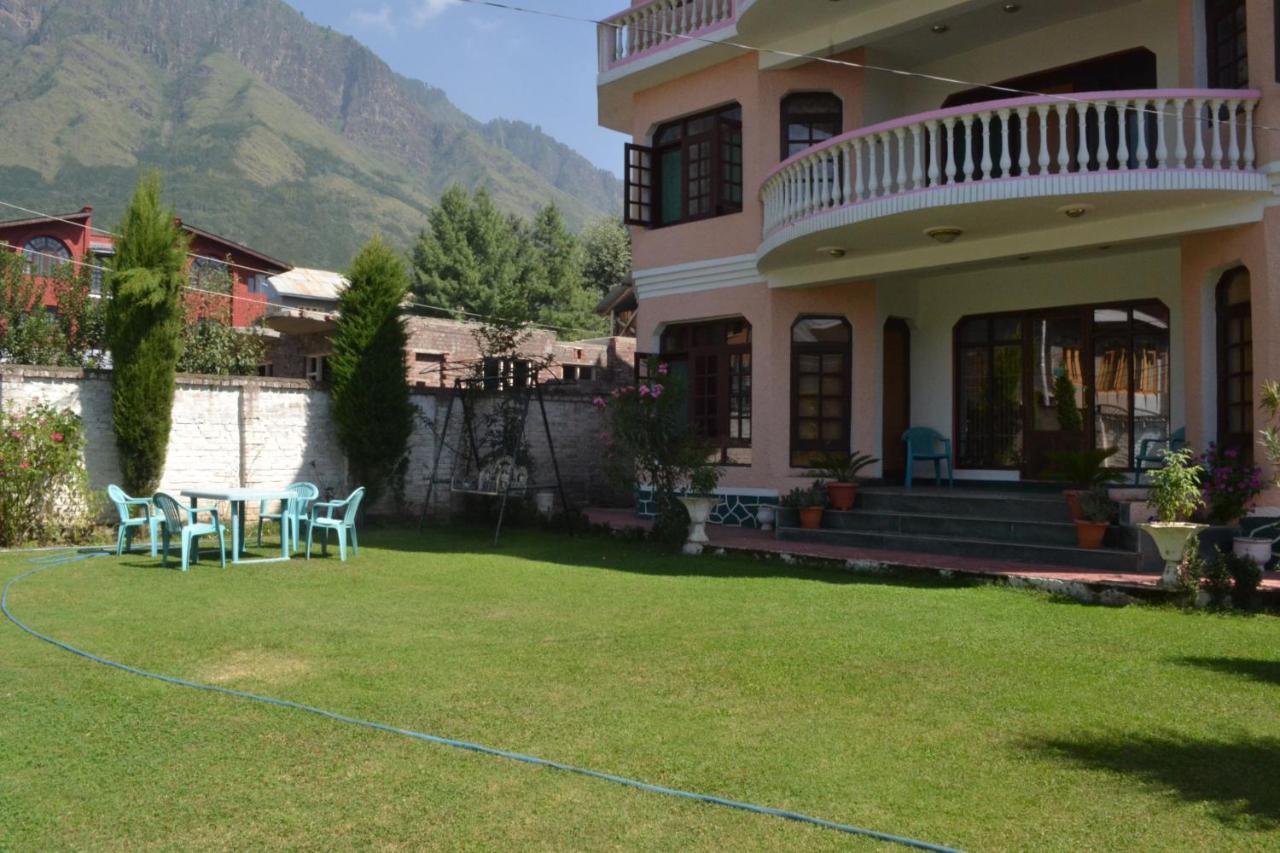 Dilaram Guest House Srīnagar Dış mekan fotoğraf